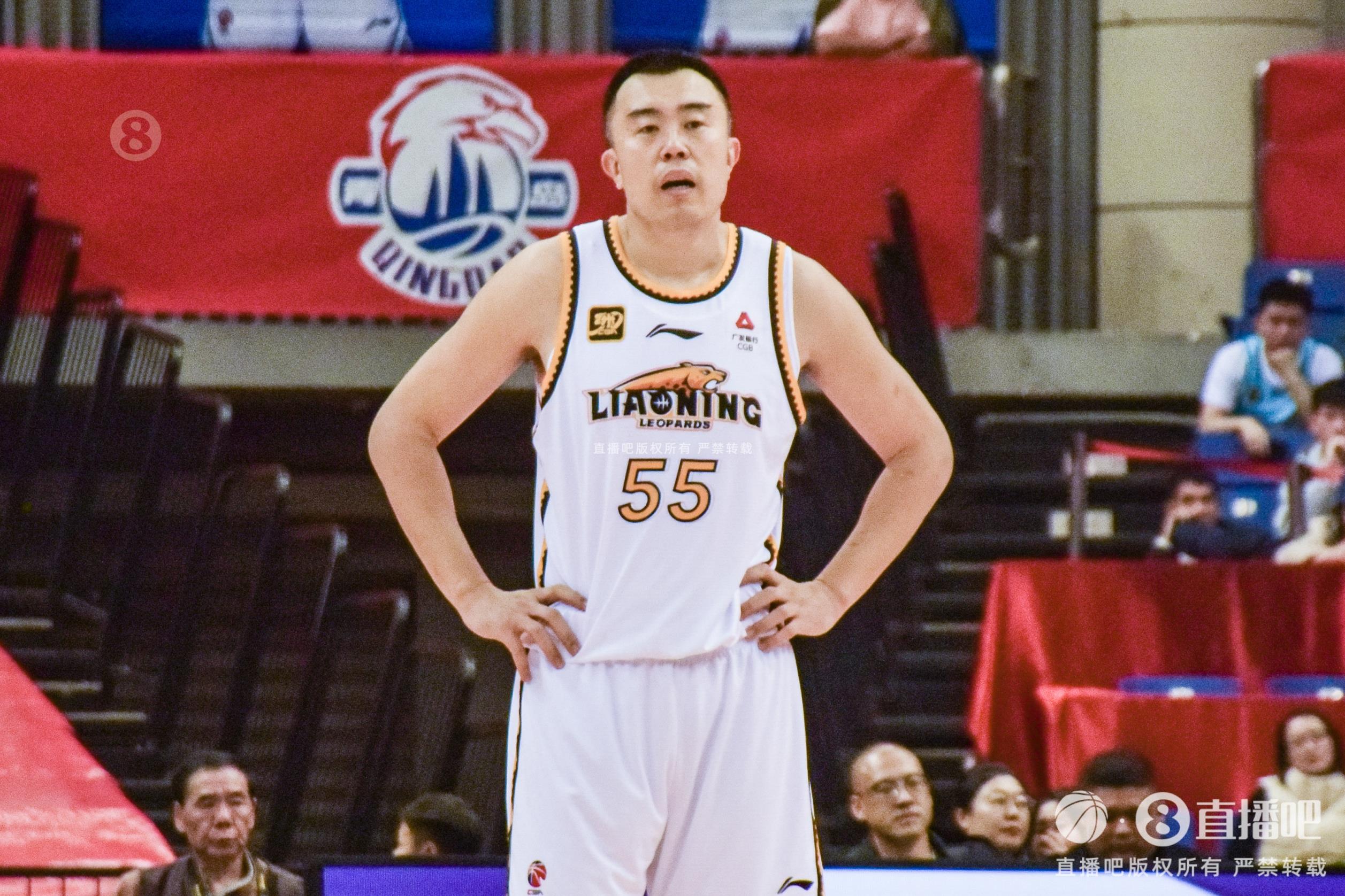 老將盡力了！韓德君7中4拿到14分12籃板3助攻